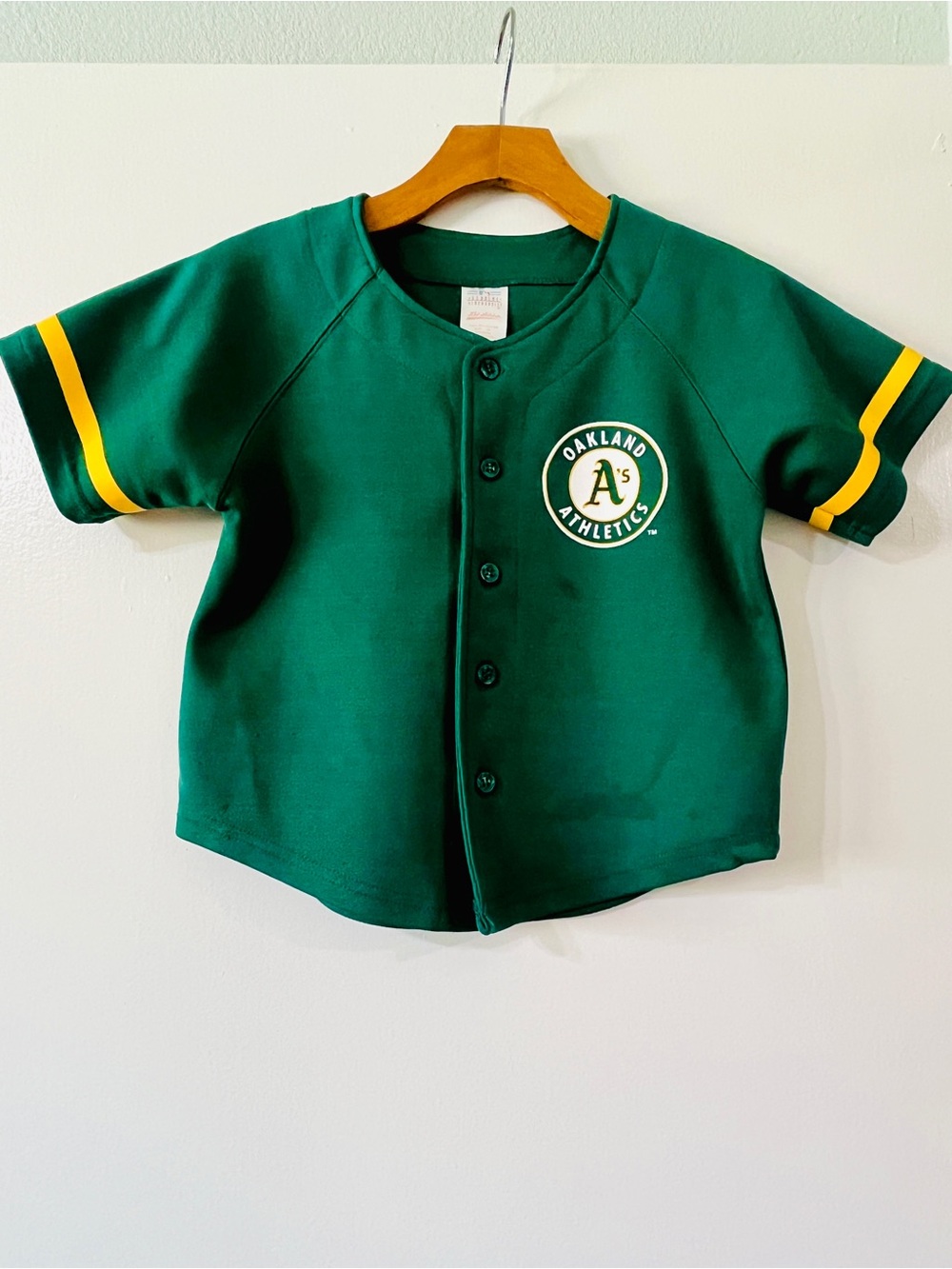 Genuine Merchandise Kids Oakland Athletics Green and Yellow Button-Up Jersey